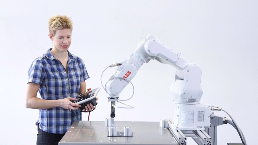 ABB産業用ロボット向けにウィザードイージープログラミングソフトウェアを拡大 